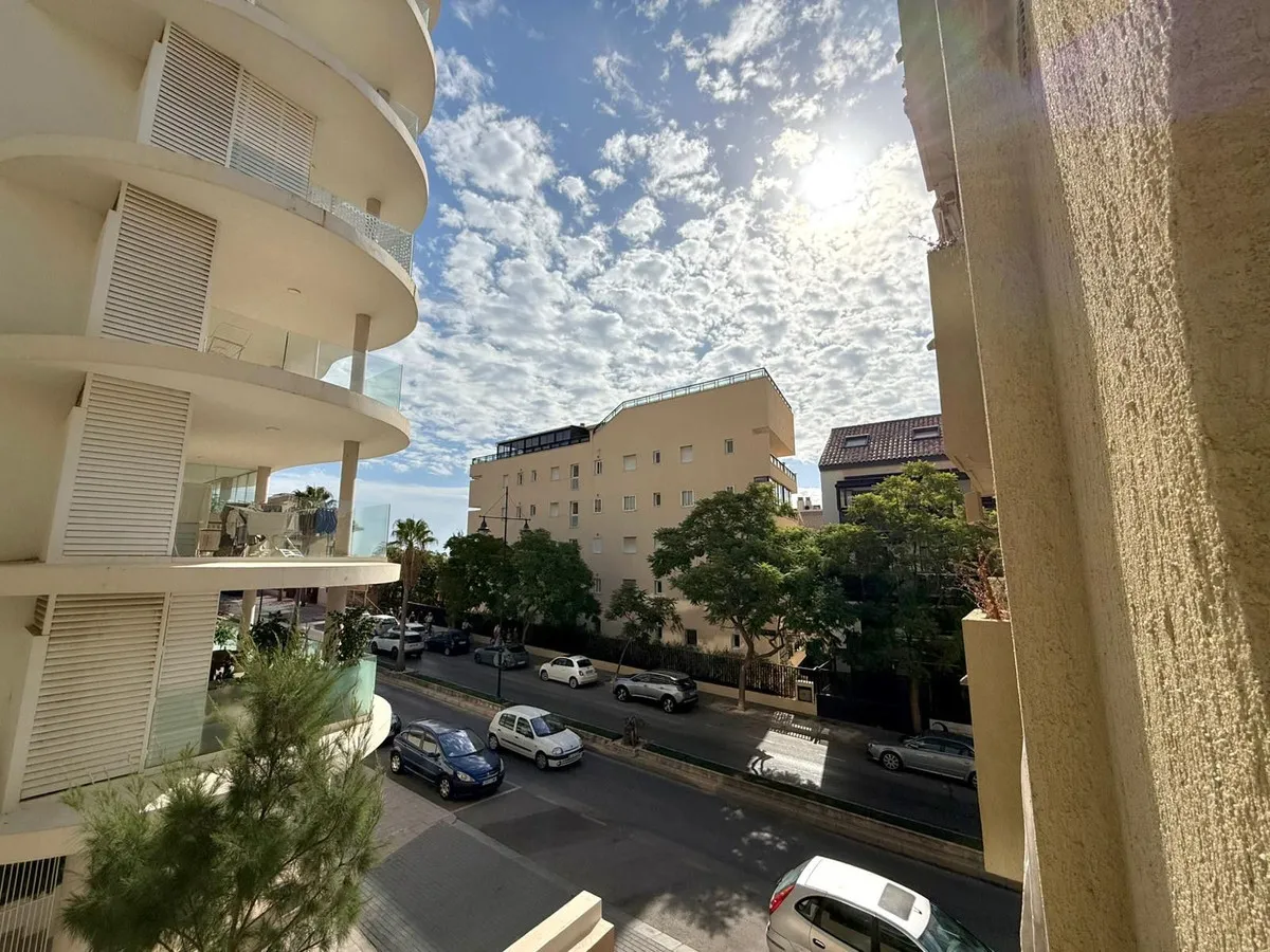 529c97d1-f203-4822-9774-8bc96a3ef411