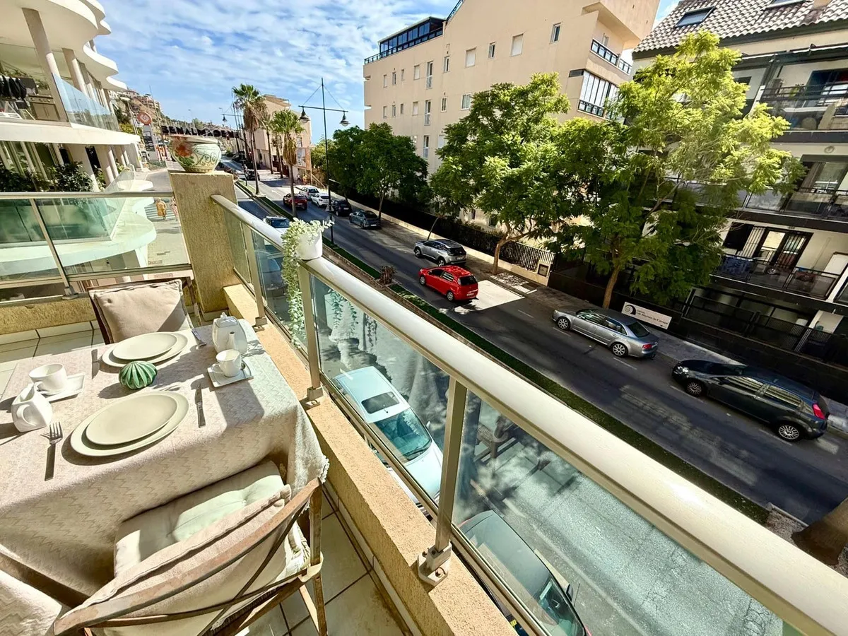 78cc5d24-bf20-42a6-8a6c-c69428a7a9ca