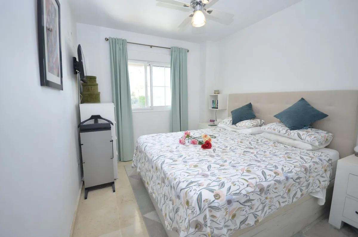 1c1ac2fa-b3a3-4f57-86ba-c66d6ac0b496