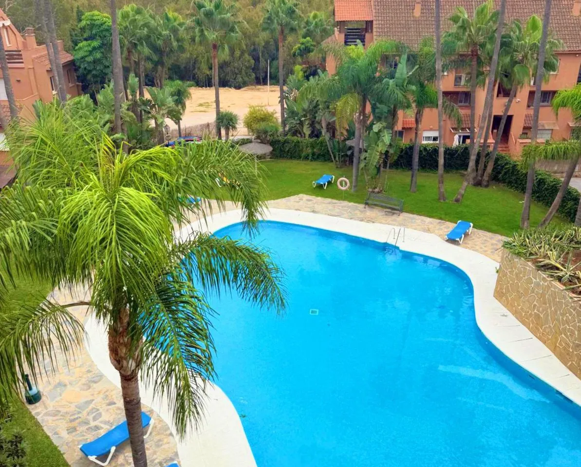 2be33387-6a31-430e-b210-a4e308ce5311