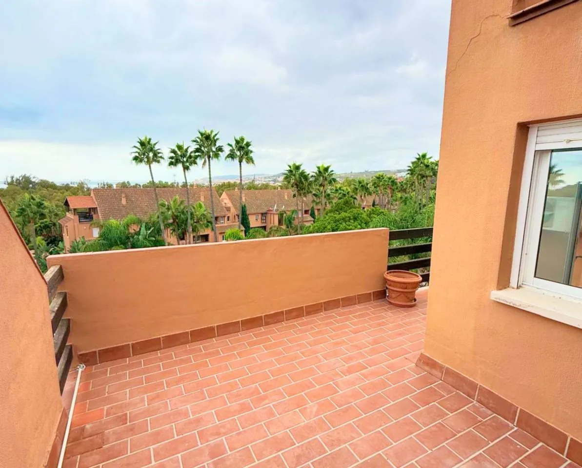 8efe0ded-3006-41e0-adab-c9e45ef6c036