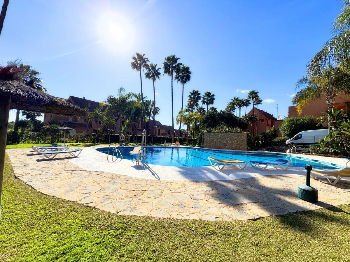 90498bc4-9cbb-4536-9d77-cf6956f6d2a3