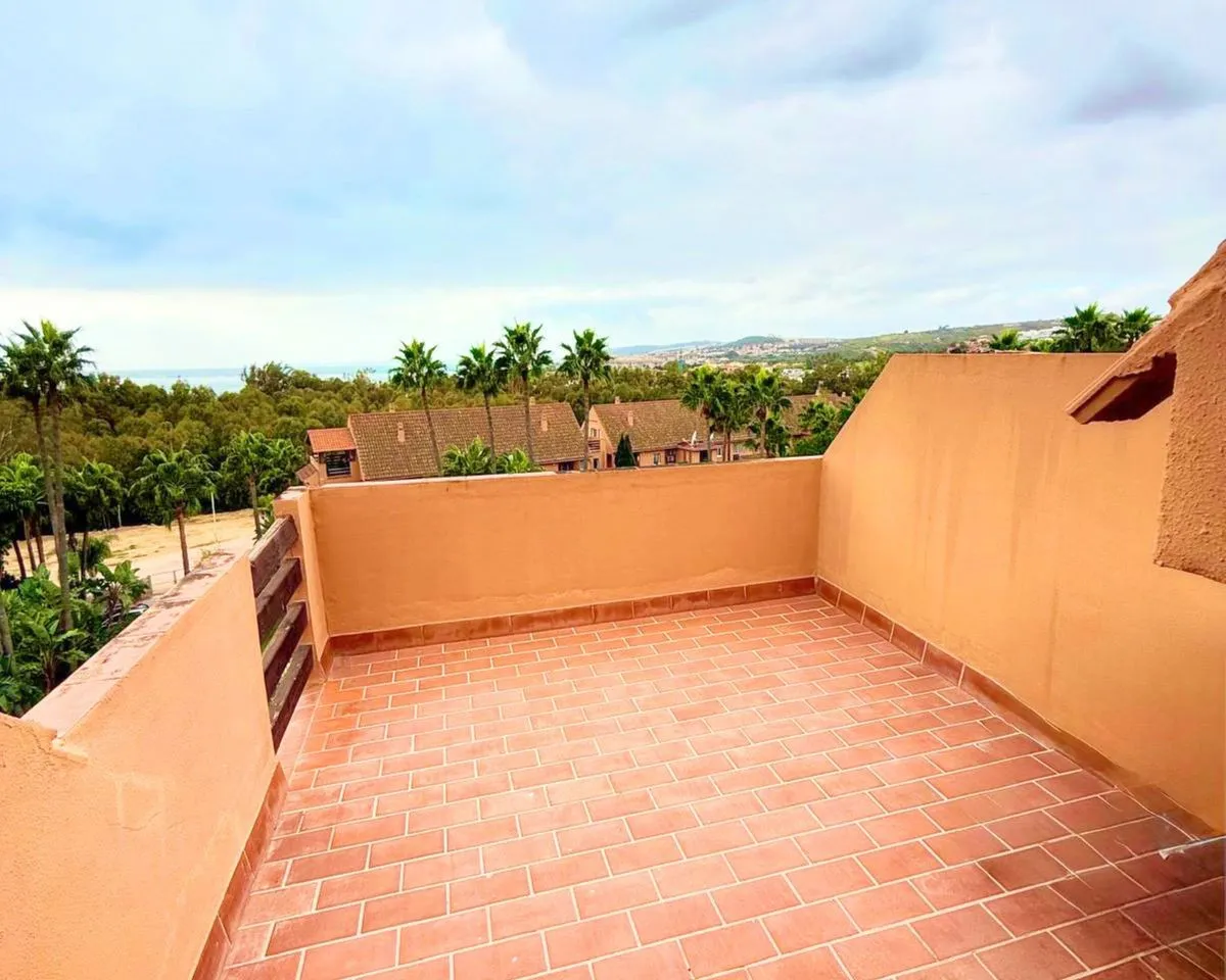 e714e279-19f3-4bdb-90da-93e7d3ba1a39