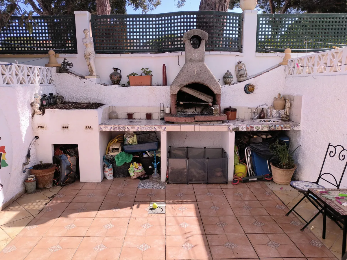 b234feef-0933-46a2-bb0f-e811aa5e2c8d