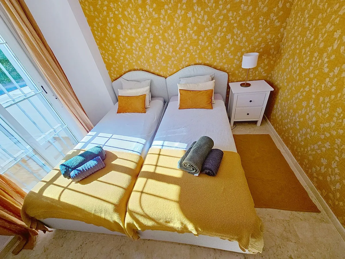 ae1647fa-6ae2-4687-ada5-67f310cb7a17