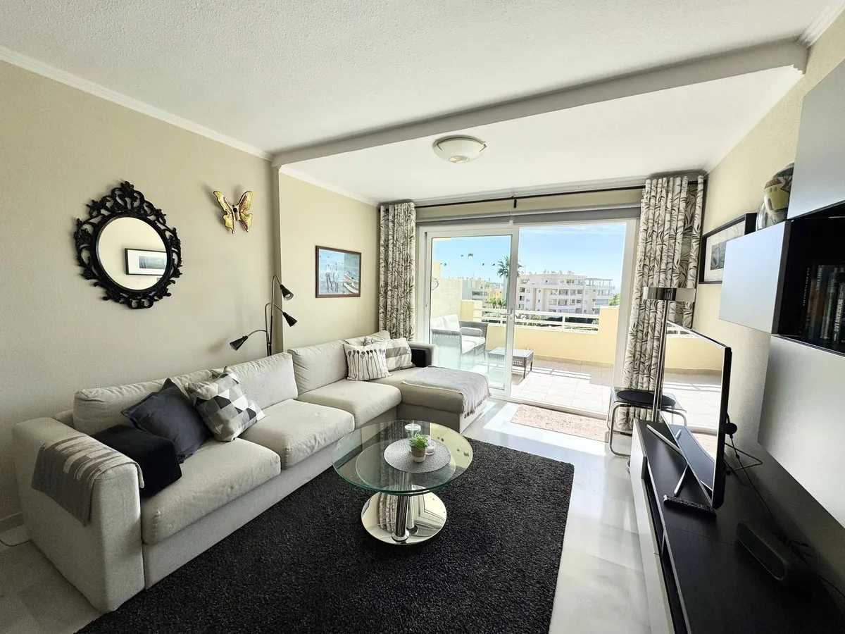 9556ff47-3c82-405d-9460-240a6d37993f