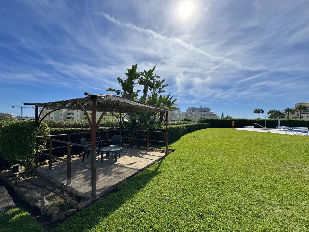 9c0f28ff-f786-40f0-95c6-1b60c6ca9767