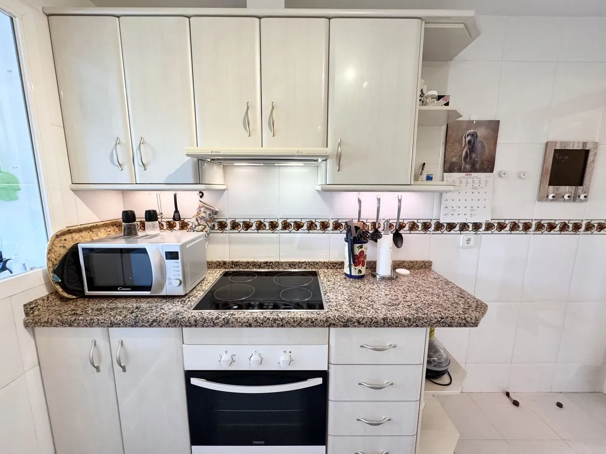 d1b9ad7f-9791-4193-9528-ec438f9dc2c8