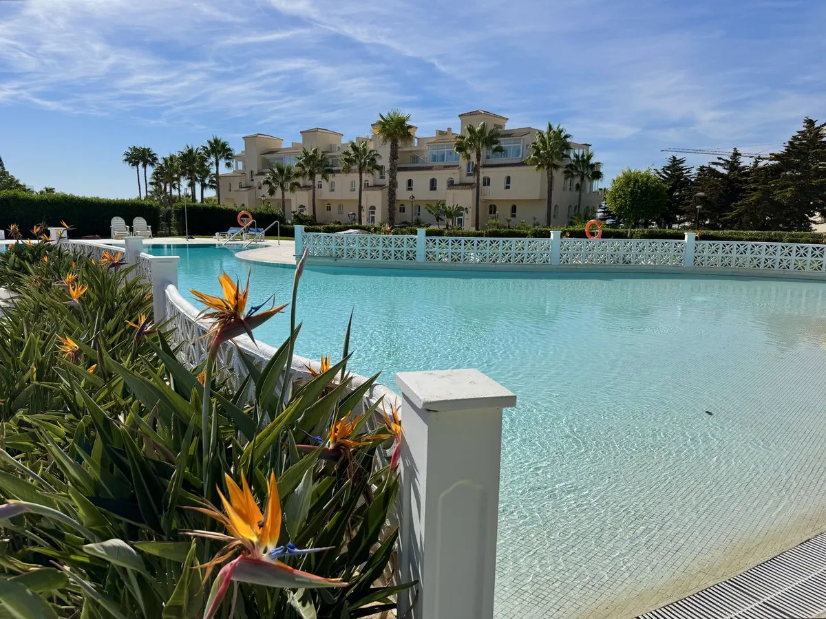 f20988f1-d671-4afc-8ff7-038b7708508a