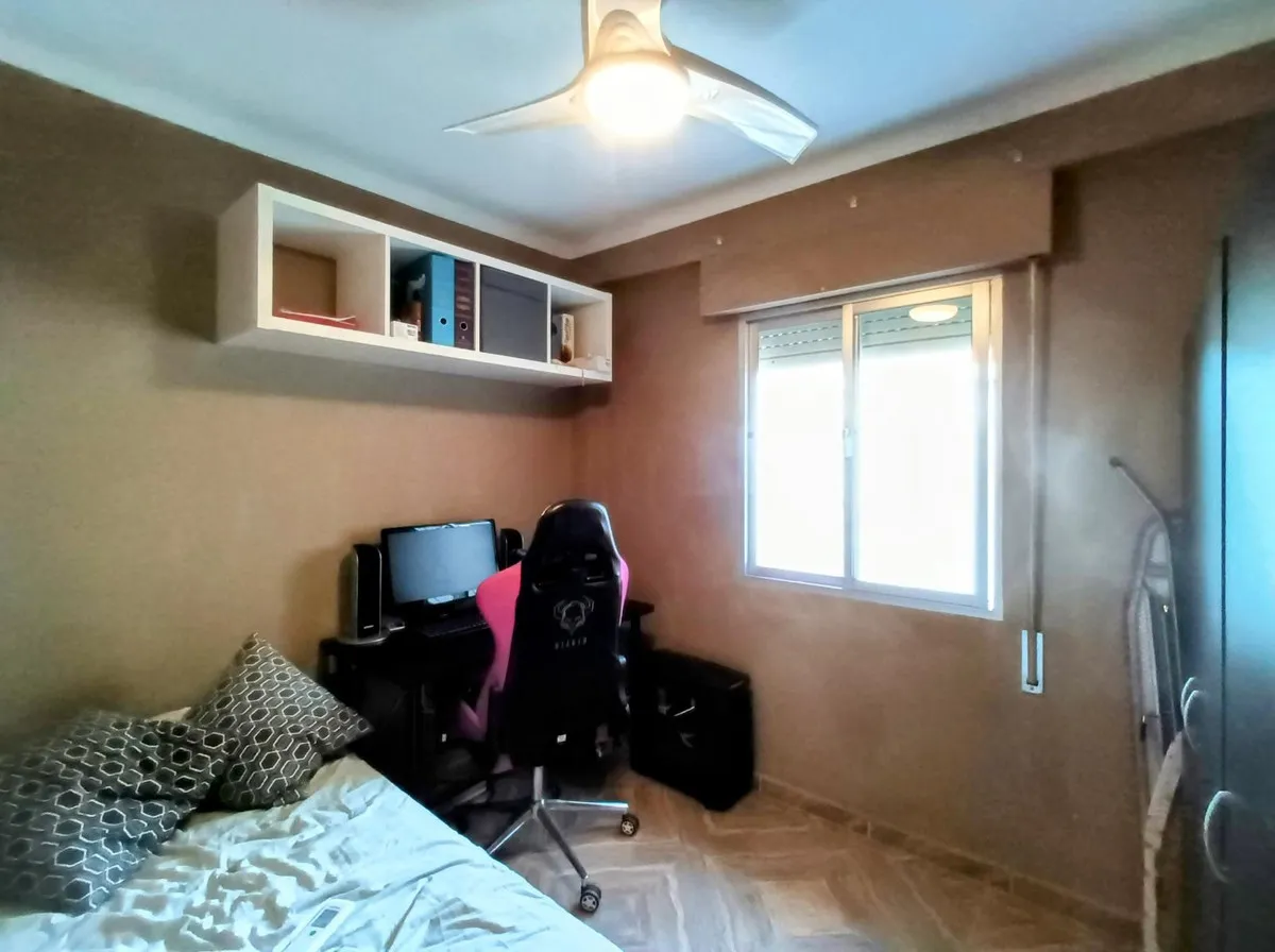 890e6cb6-f097-4959-a700-93e725653d04