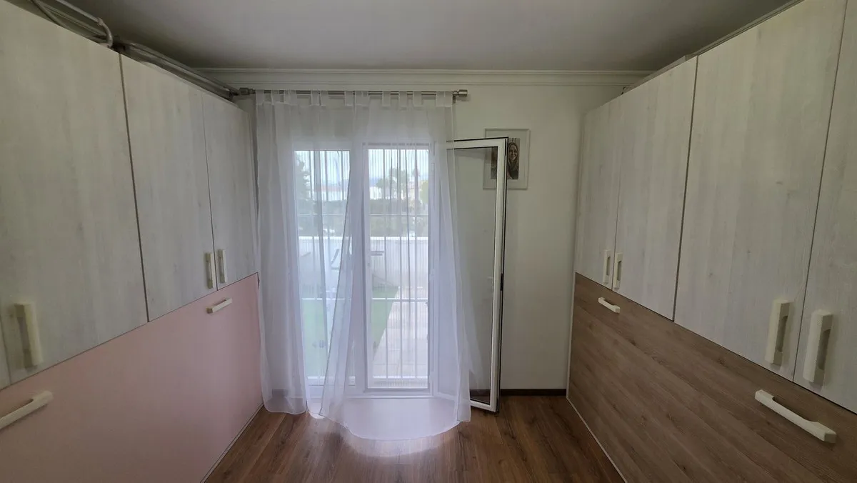 0000f3af-d638-4b11-b69c-6f0b6840782b