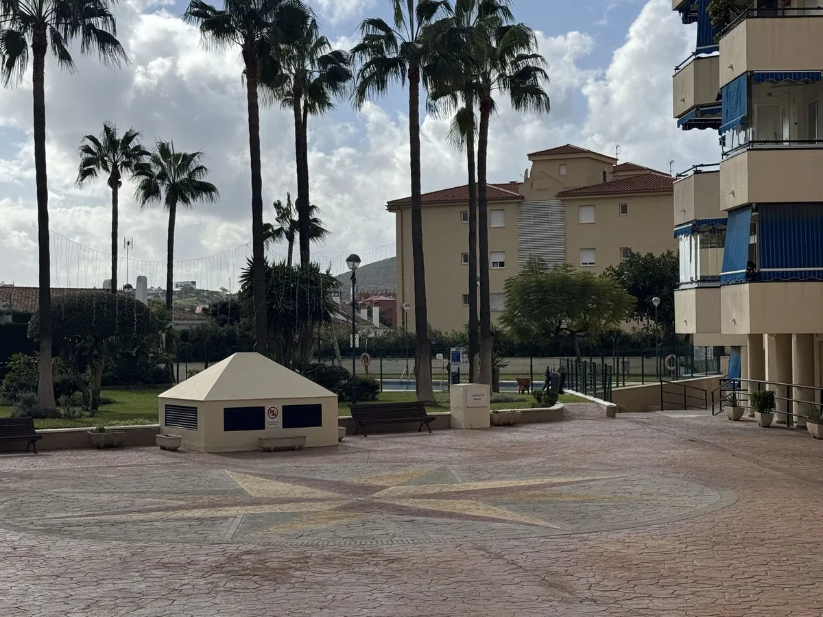 dad9dc1a-97b1-4f5f-a196-6ca6a1aa8f37