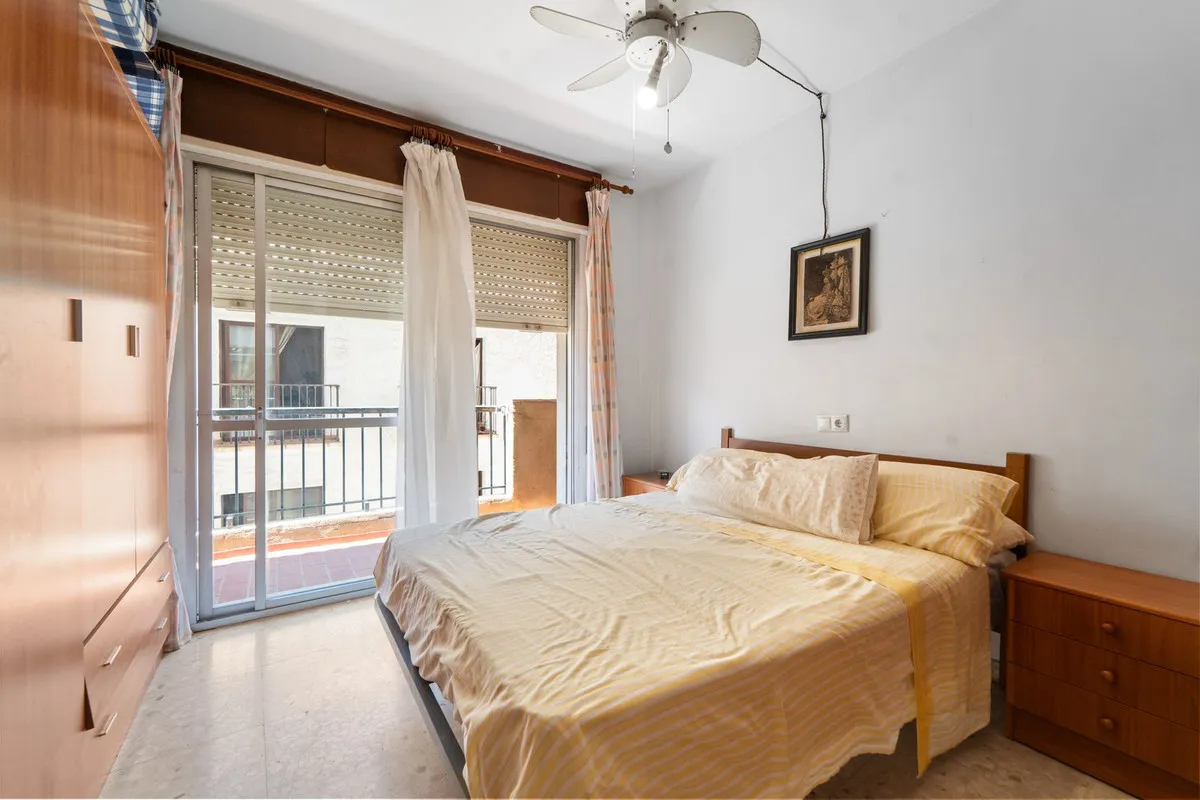 3e077677-04ec-4f8a-96f3-a6240adad62a