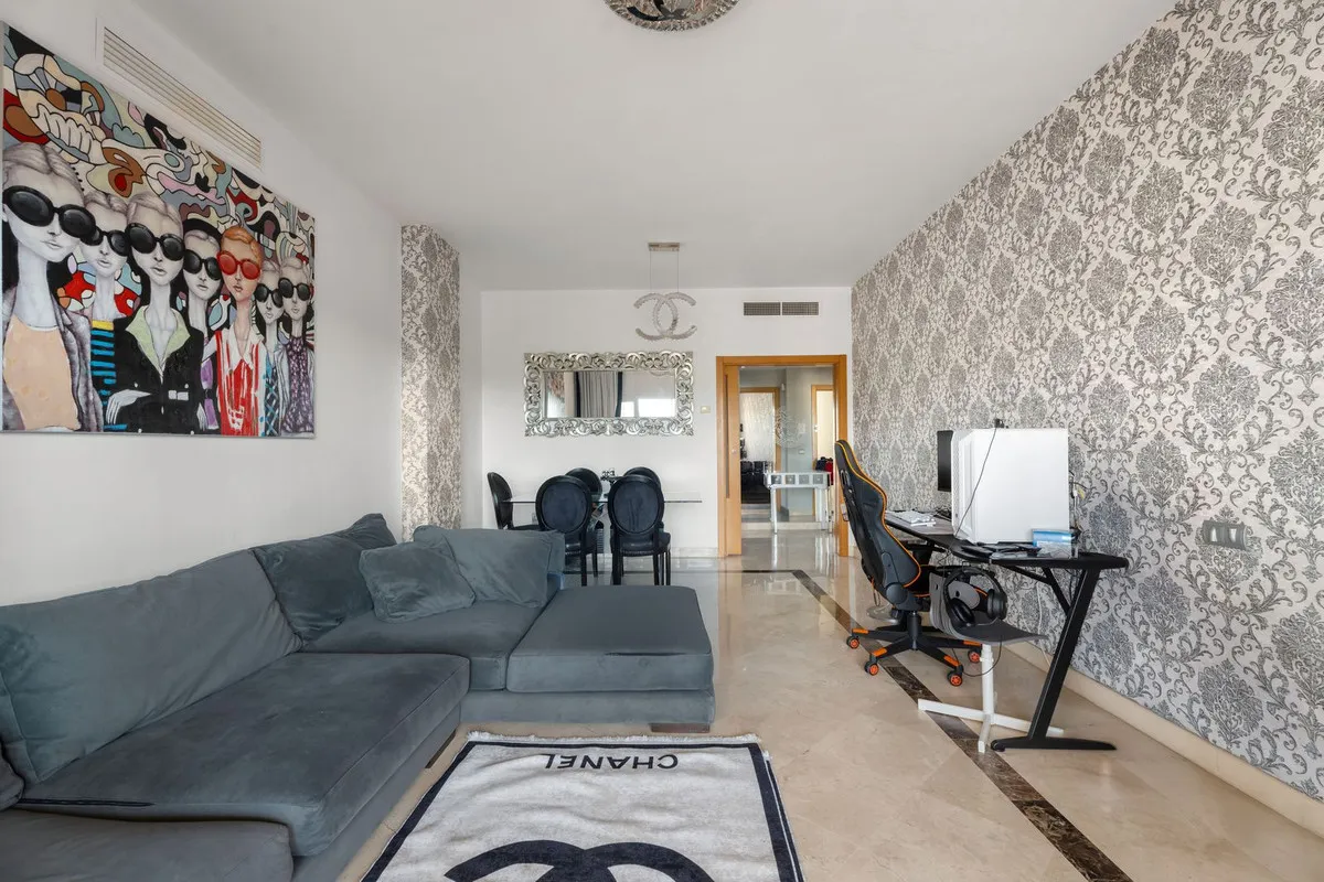 6f8f226e-8c74-4ac8-9e67-f8412bfe00fc