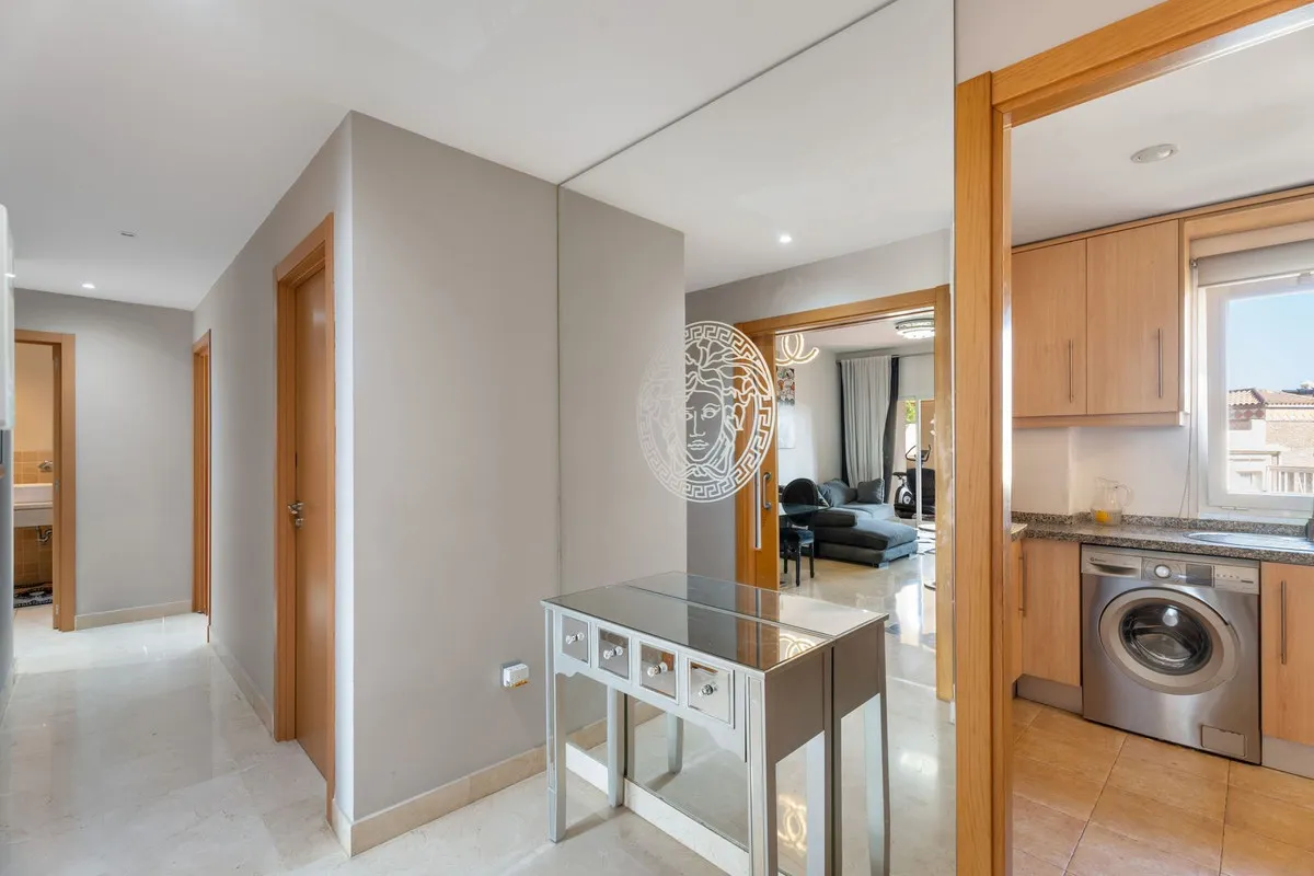 d1274f48-1114-4279-be77-2e4bffdbd2d1