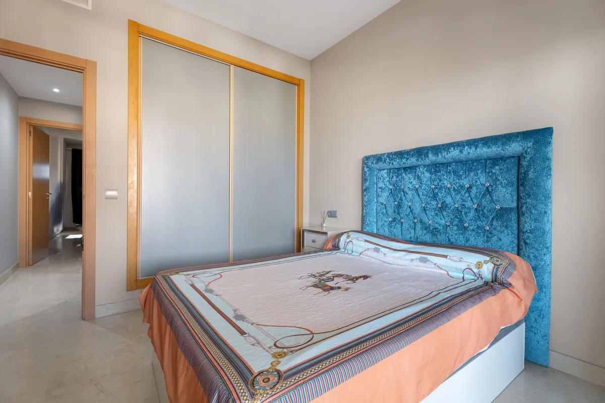 f5597412-aa4c-472f-9181-c29ee8a31024