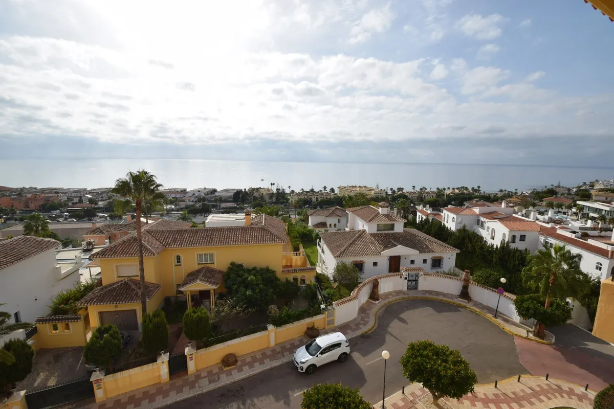 ce9fa601-38c2-444a-916e-47a61ec5e11f