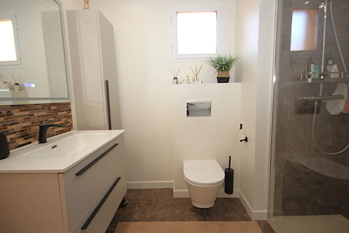 40d1eebc-a324-4332-9334-7620fc3e3c28