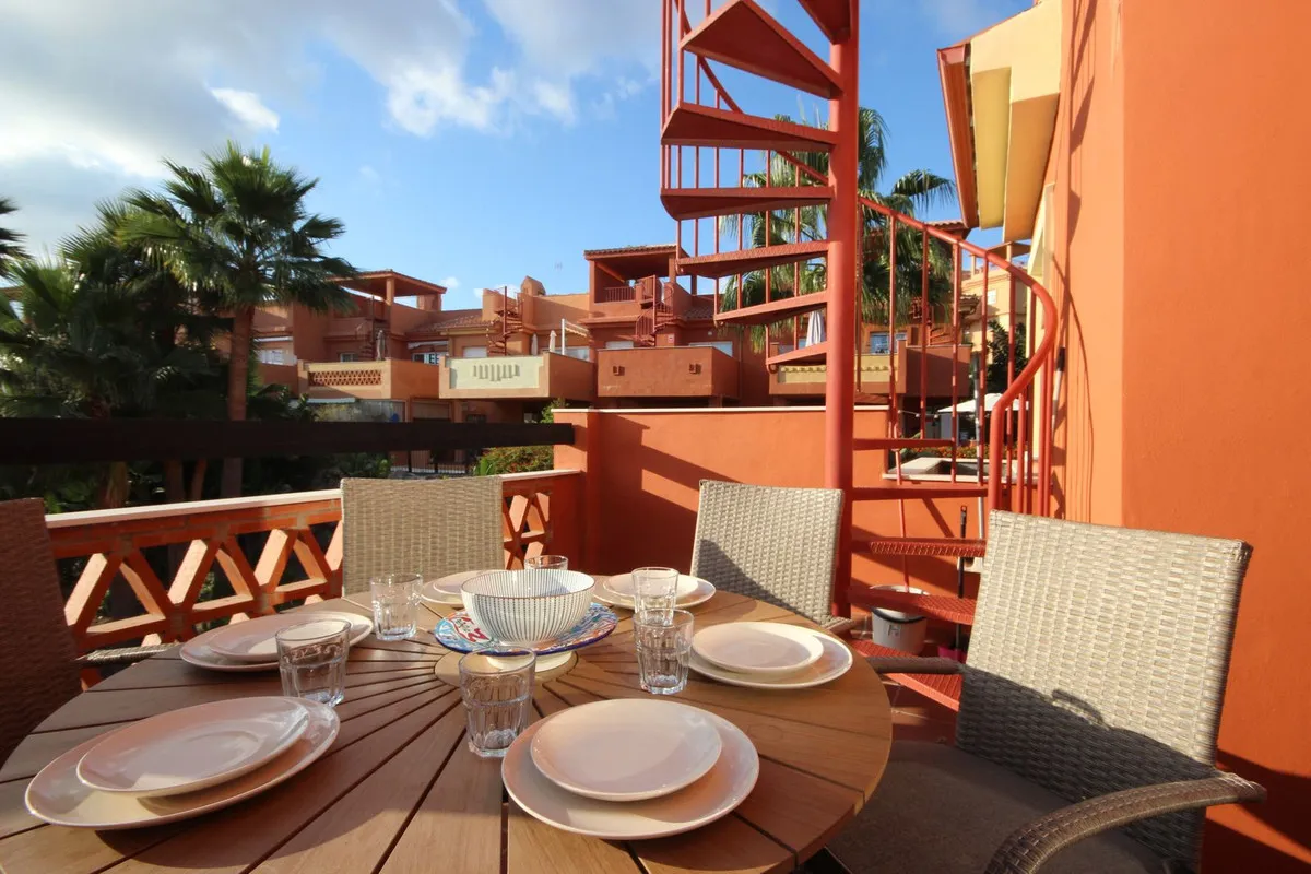 7a636ba2-baab-47c2-ab14-b4df8c7bc910