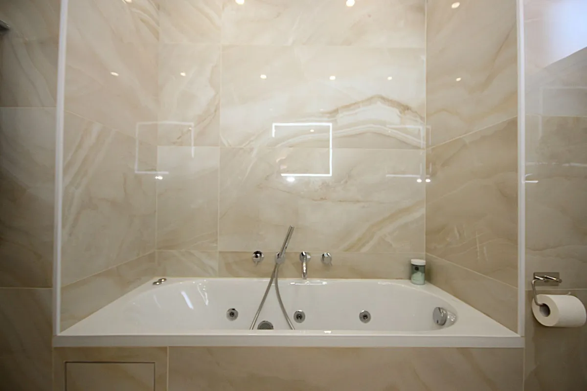 af469234-f594-494d-aeb0-7a3997747f0e