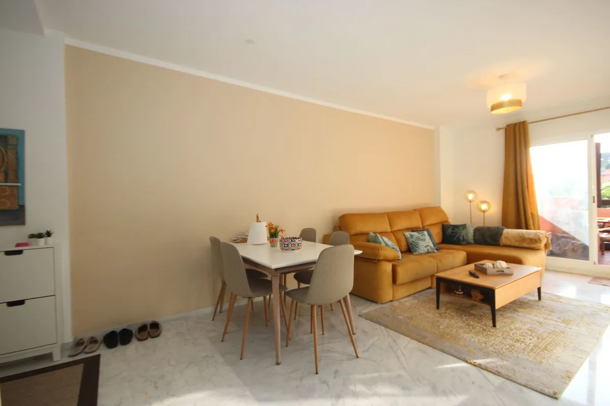 ca63f3e8-cfea-4702-970b-e65761624c70