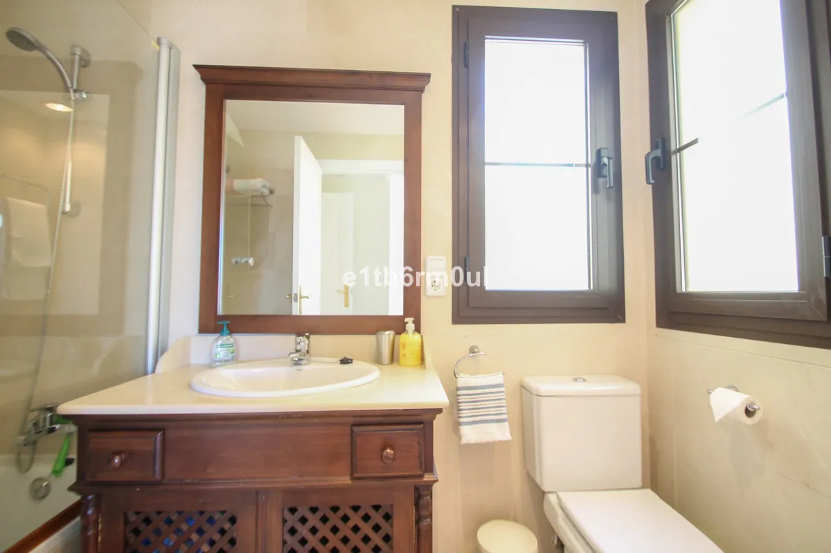 0a35ffb5-6dec-4e29-8dbd-ab8aaf4f3118