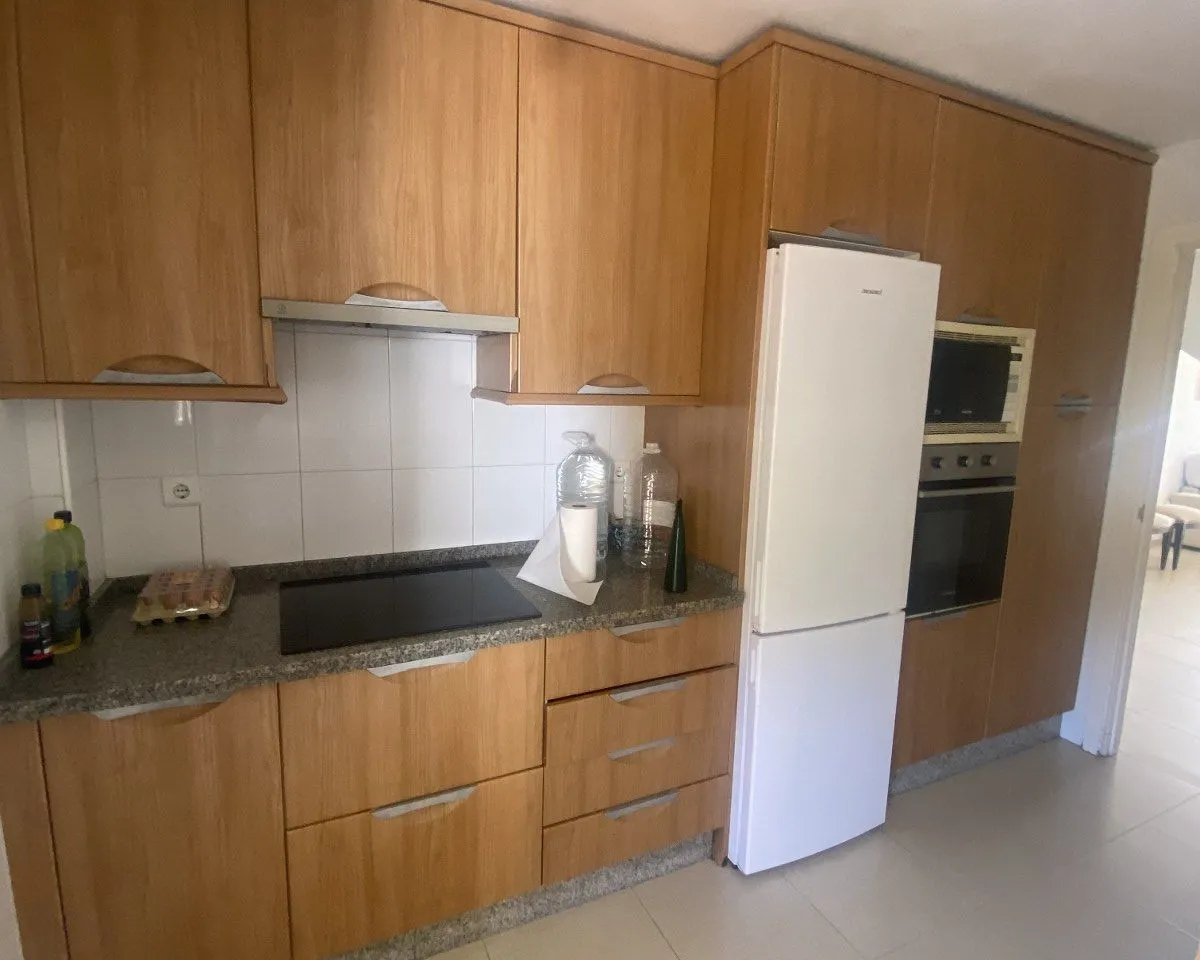 04da2802-677b-4376-a332-64c780dd2137