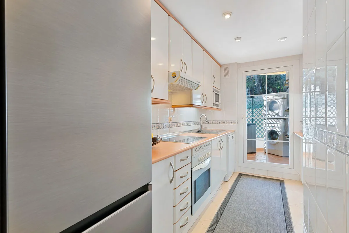 598b6110-5cf0-489f-a12d-f1836260eecb