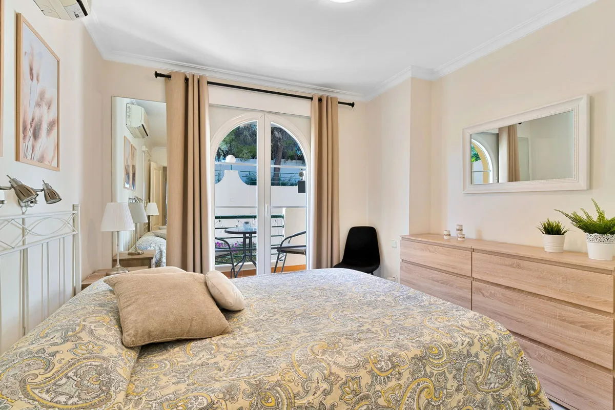 ac2b72e2-97a9-40f8-9843-89ef121beabd