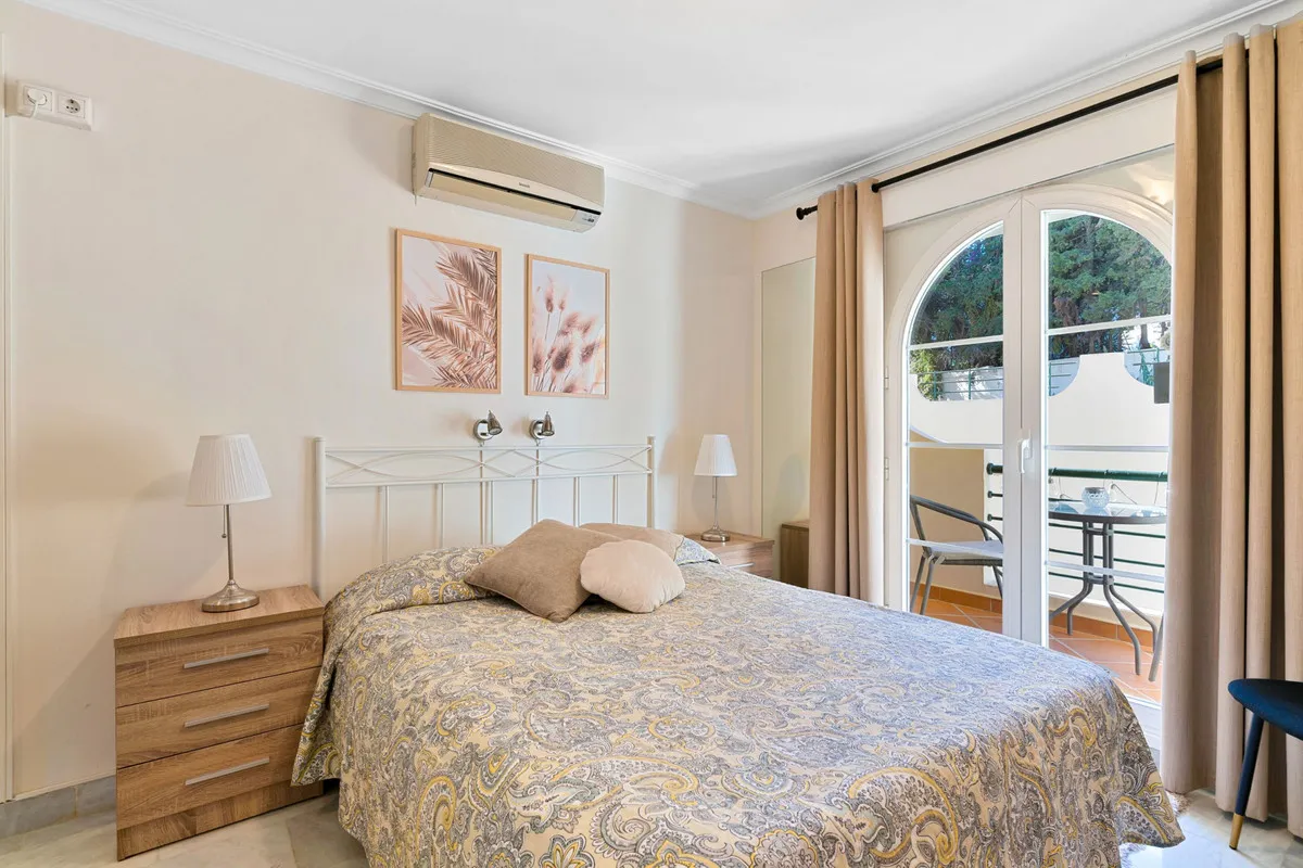 e7f44e56-59b8-4f12-b805-01c9f495d130