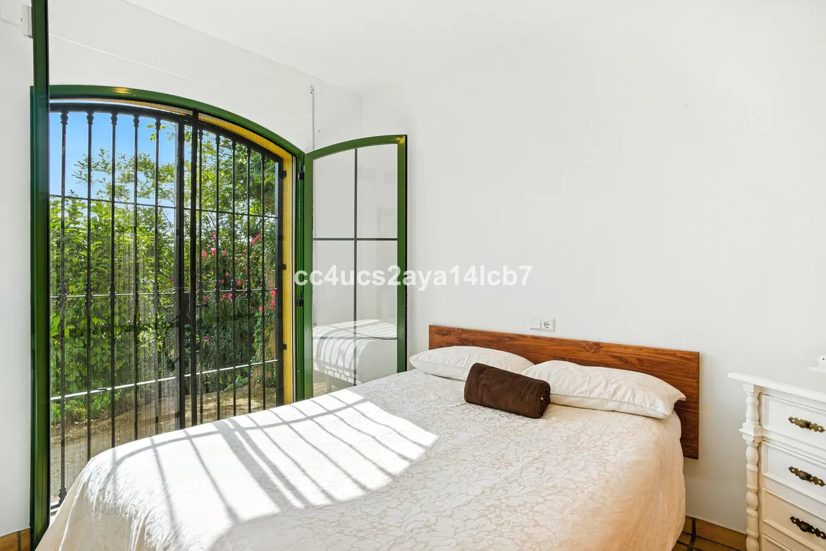 5b0a76ad-a01f-453b-bf36-3221b3fcb2bc