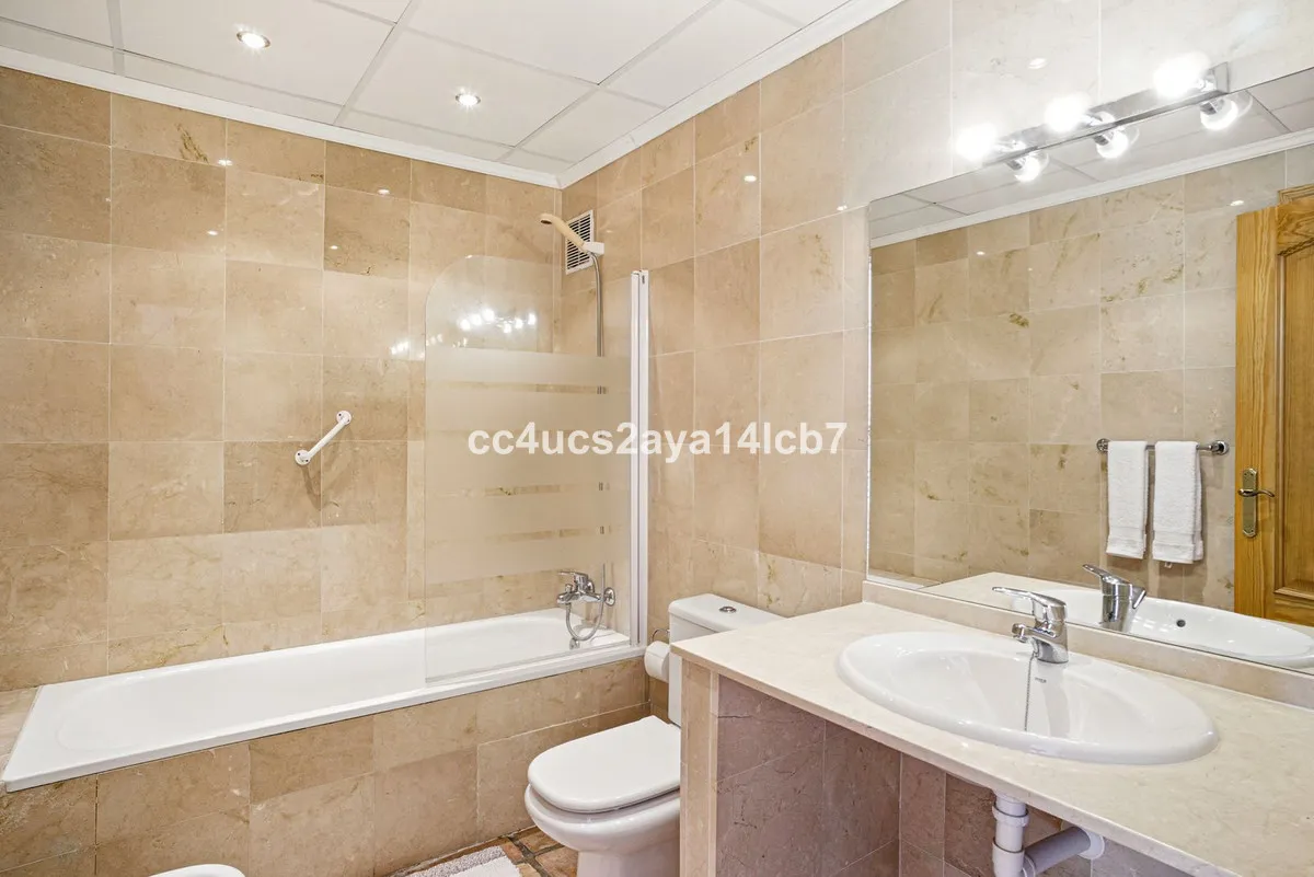 efe5a797-5710-48da-9eb0-dcafa03726e3