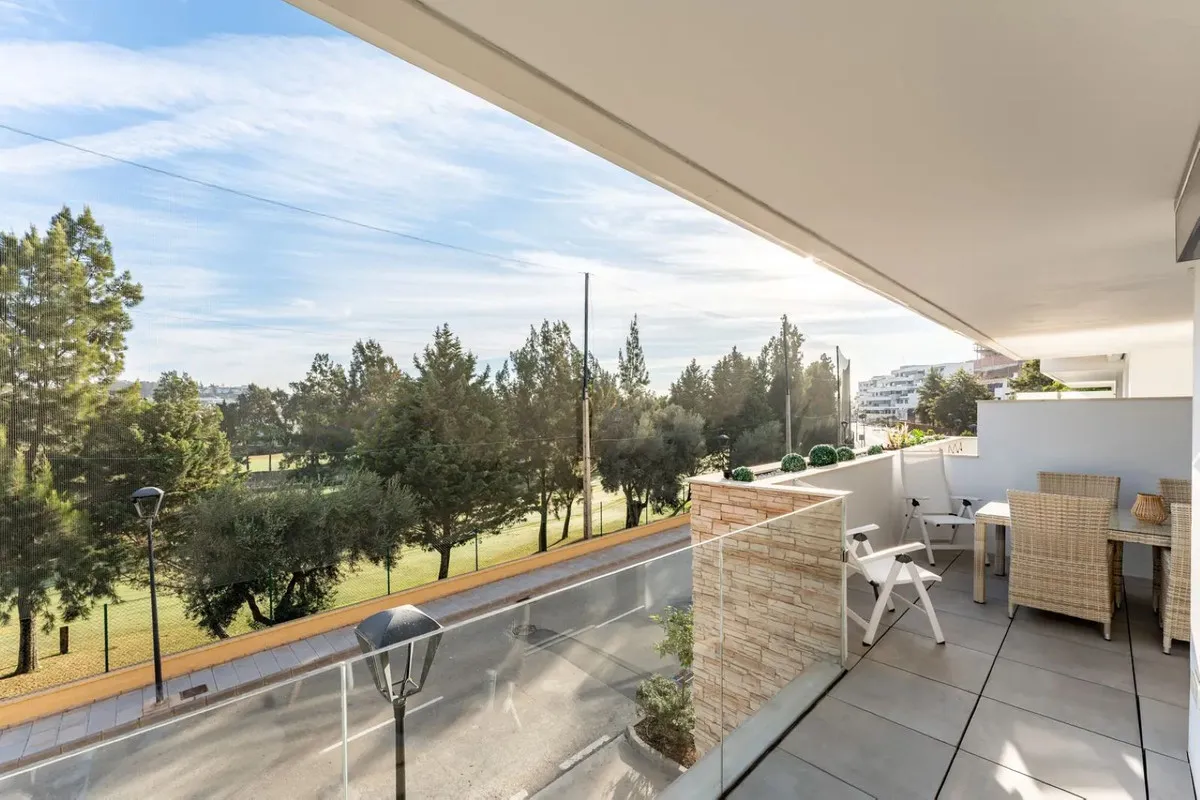 0065956c-50d1-4bbd-a0d3-0133df3a36cb