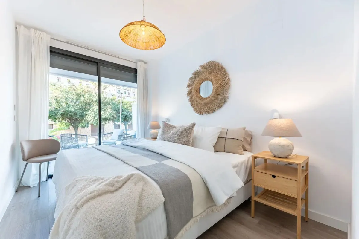 2a787b67-5316-45cd-8c24-081274811936