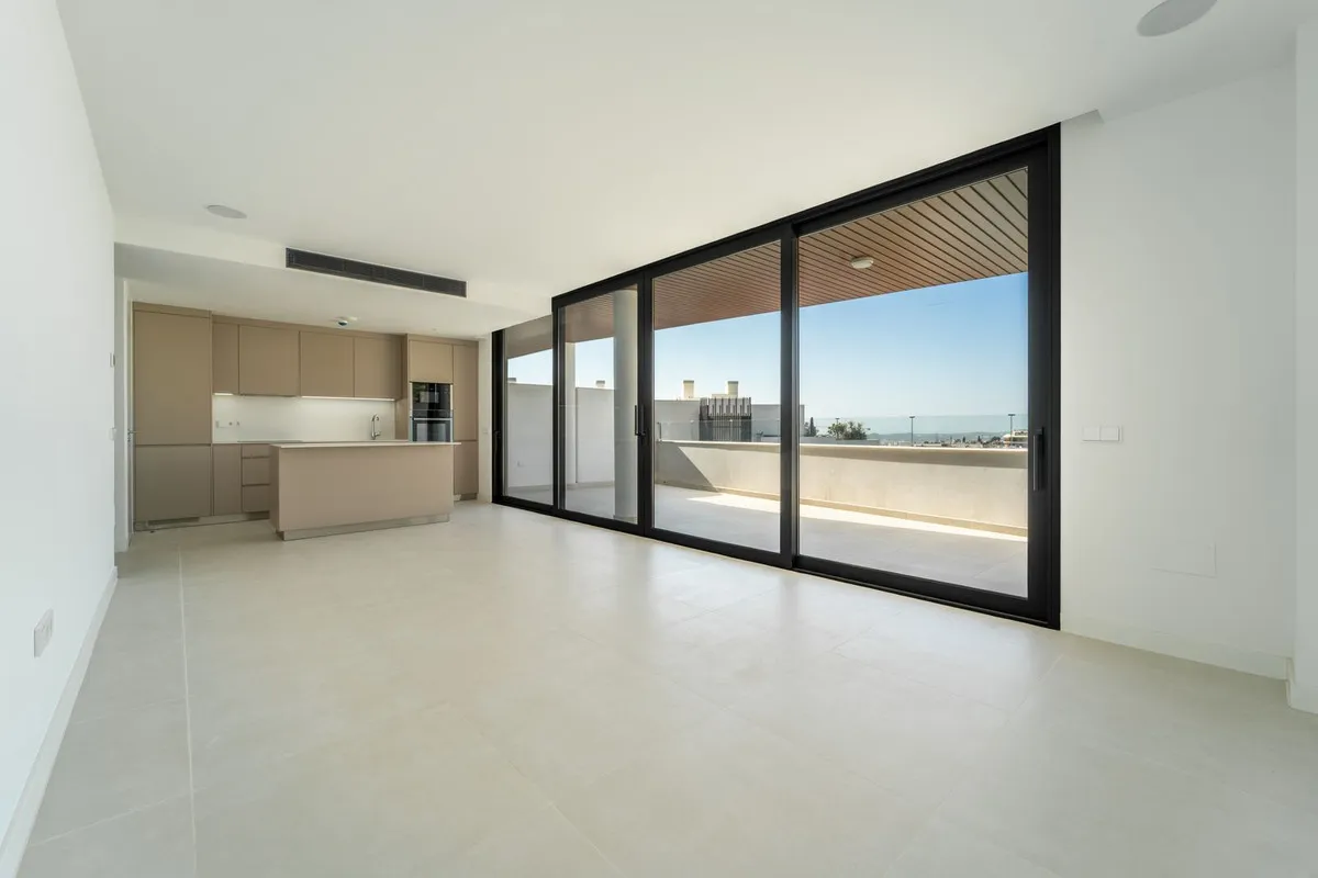 a547ef6e-10ba-4640-bec2-5d0ba135508f