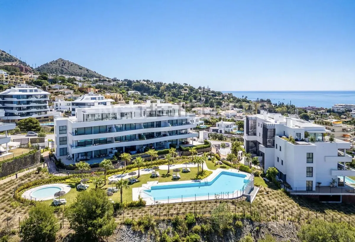 ac220d3a-c4fc-4a70-ade0-3d38c70bfd0e