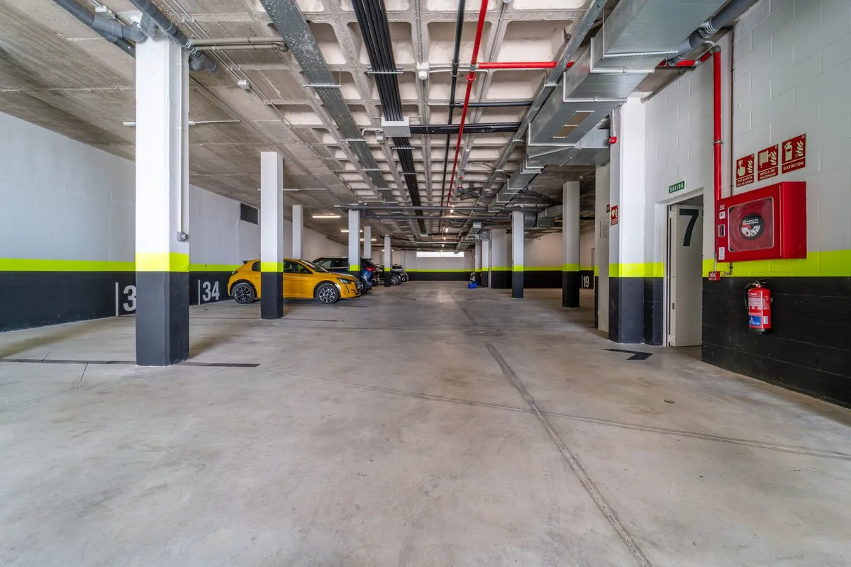 fcb6a142-cb19-40c4-b131-02d65f07fa9b