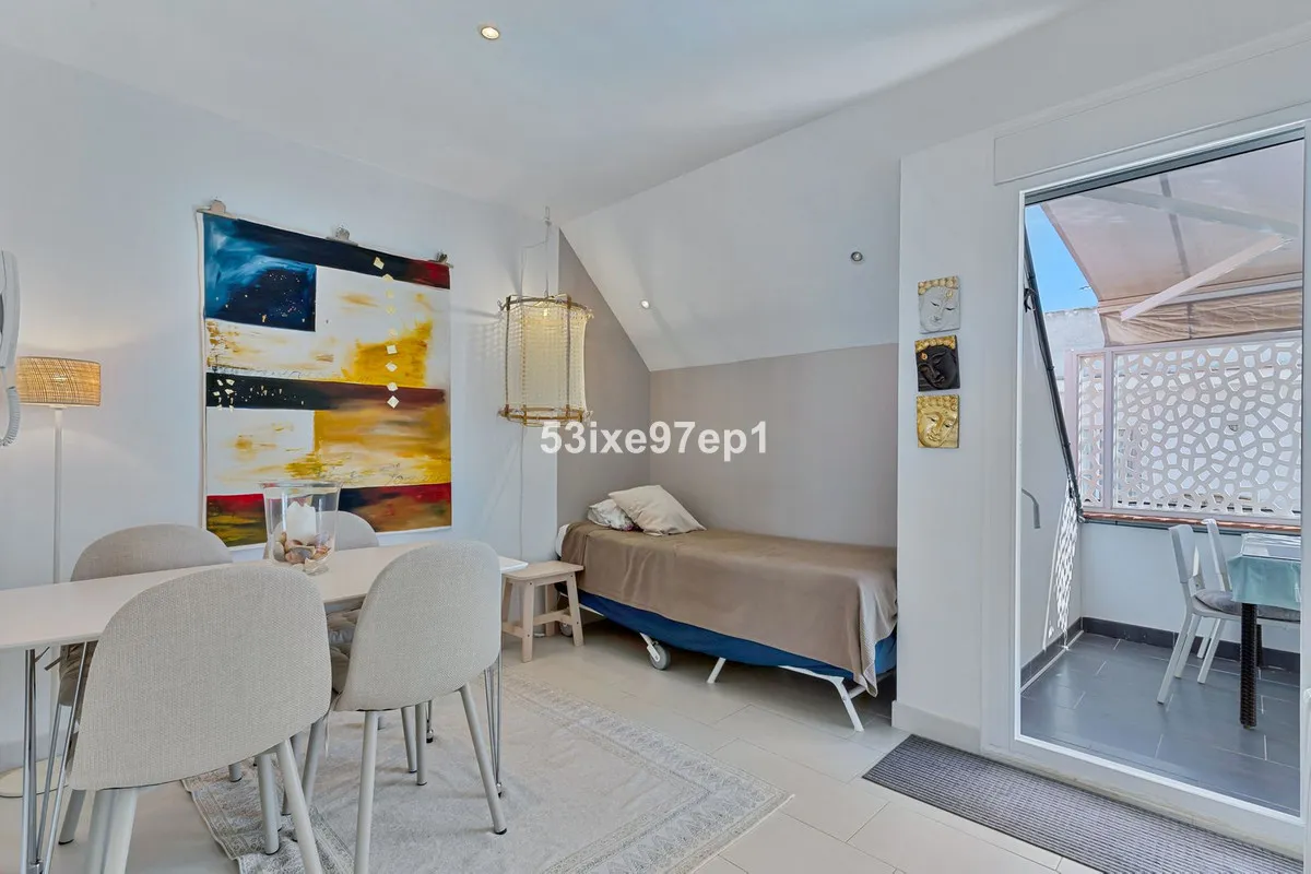 939d8e0f-9ed5-4094-934c-9af31e4698fd