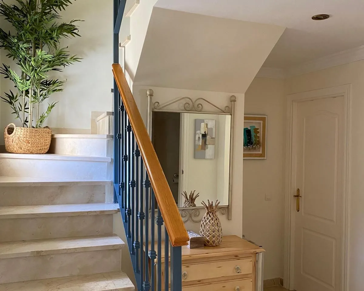 04793cfa-6fb8-48c1-a5c8-7a4b60a46165