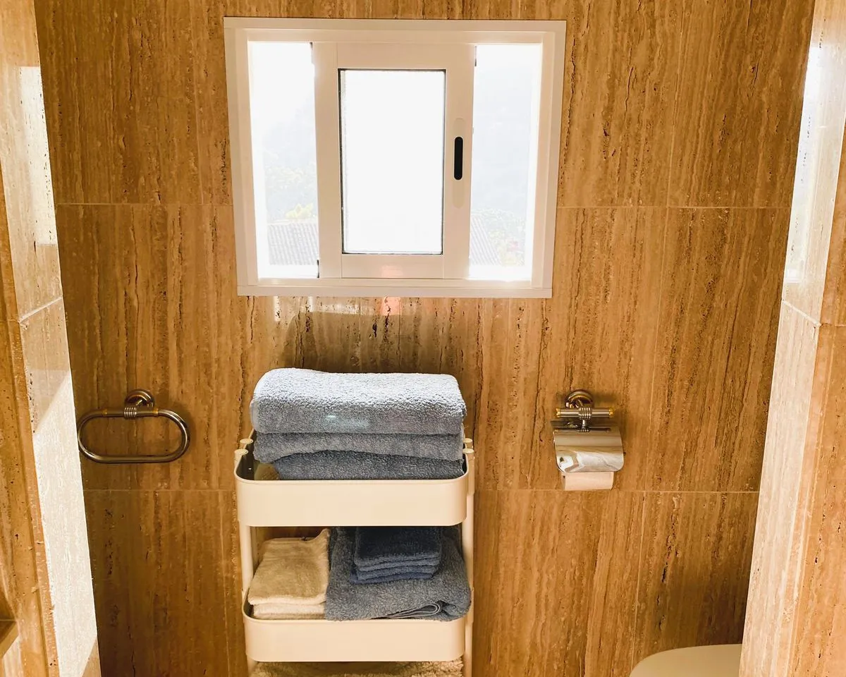 0f1f8736-18b4-4790-b0b8-929b20405c40