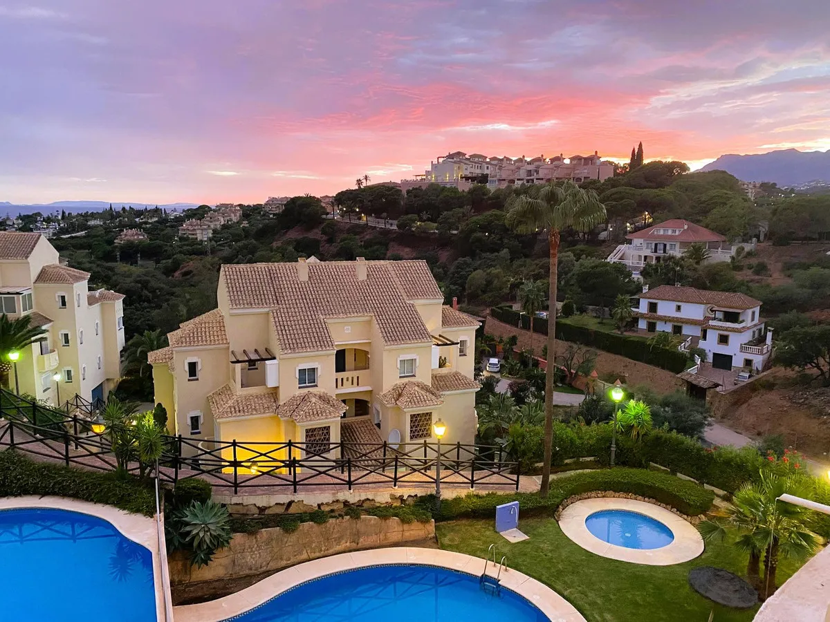 b76b4651-92b0-4209-b2f7-3af5f312c01b