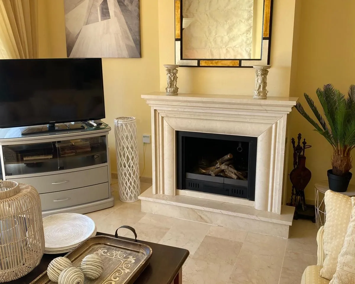 f4481b62-7391-4b50-b0ac-bd454a4e8309