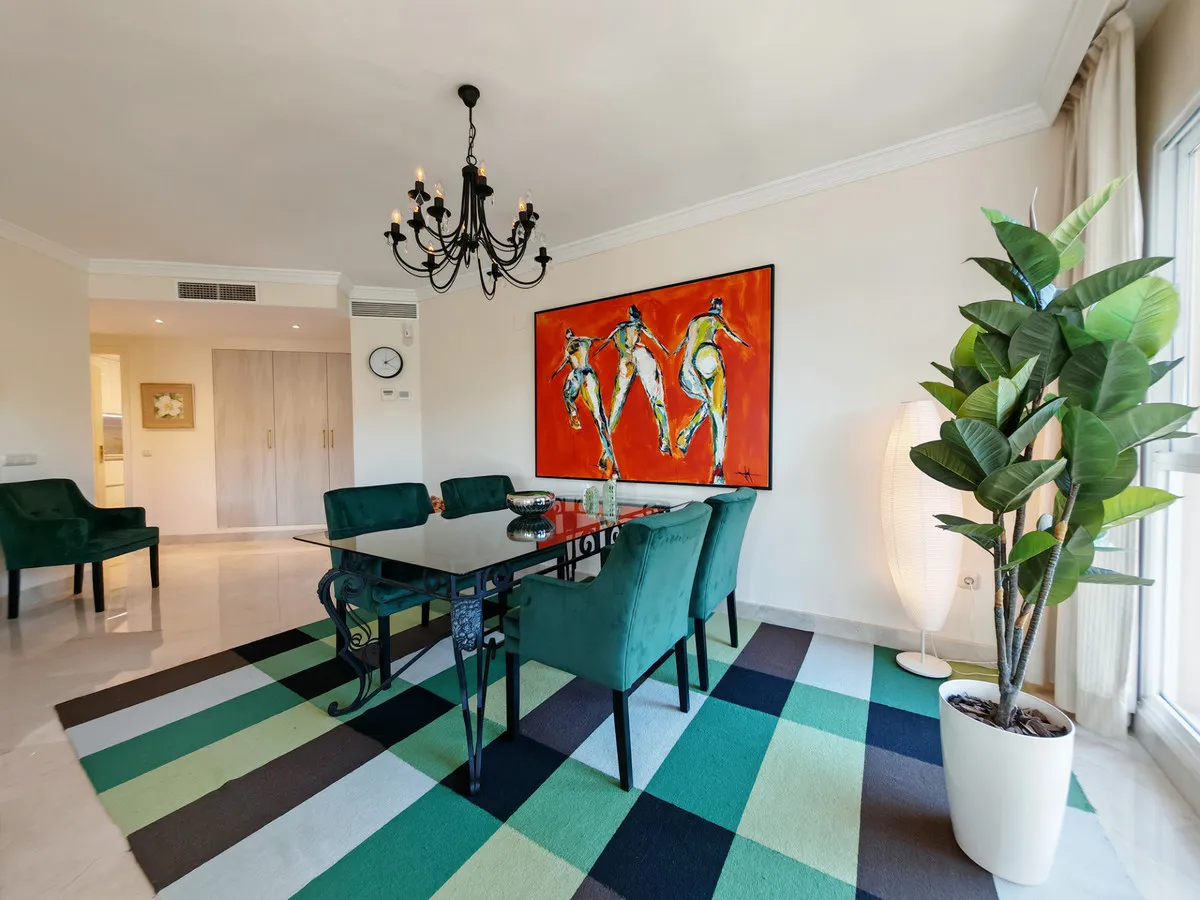 d4e831d9-db92-4a11-9ce3-8e9b99745b0c