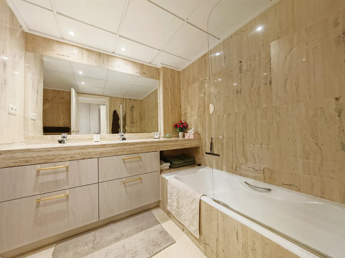 fd68f953-2445-4de1-978e-edc0c00002b4