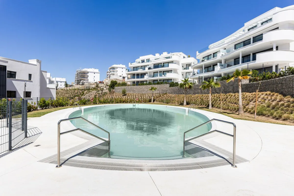 3046f2d0-daeb-4e46-89ba-fbda8331fccb