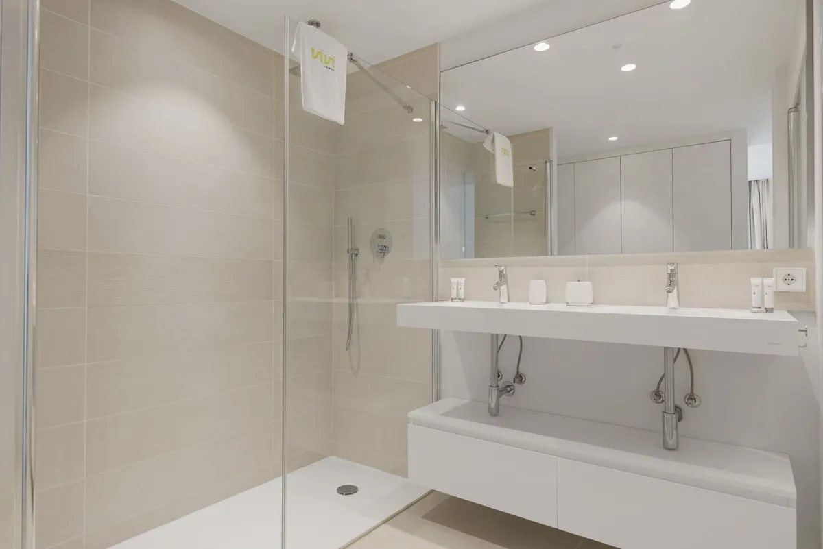 3c6e559c-0747-4539-928b-37147af30002