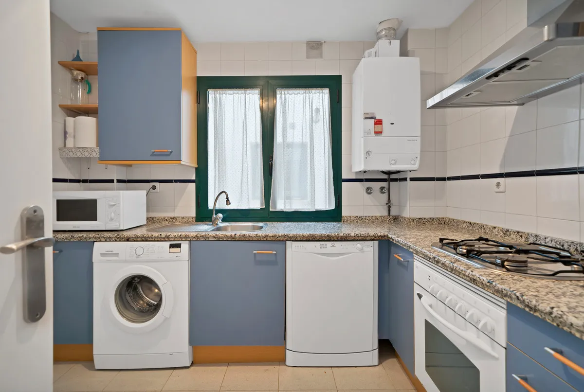 13642209-f4b3-4269-98b7-214bab243945