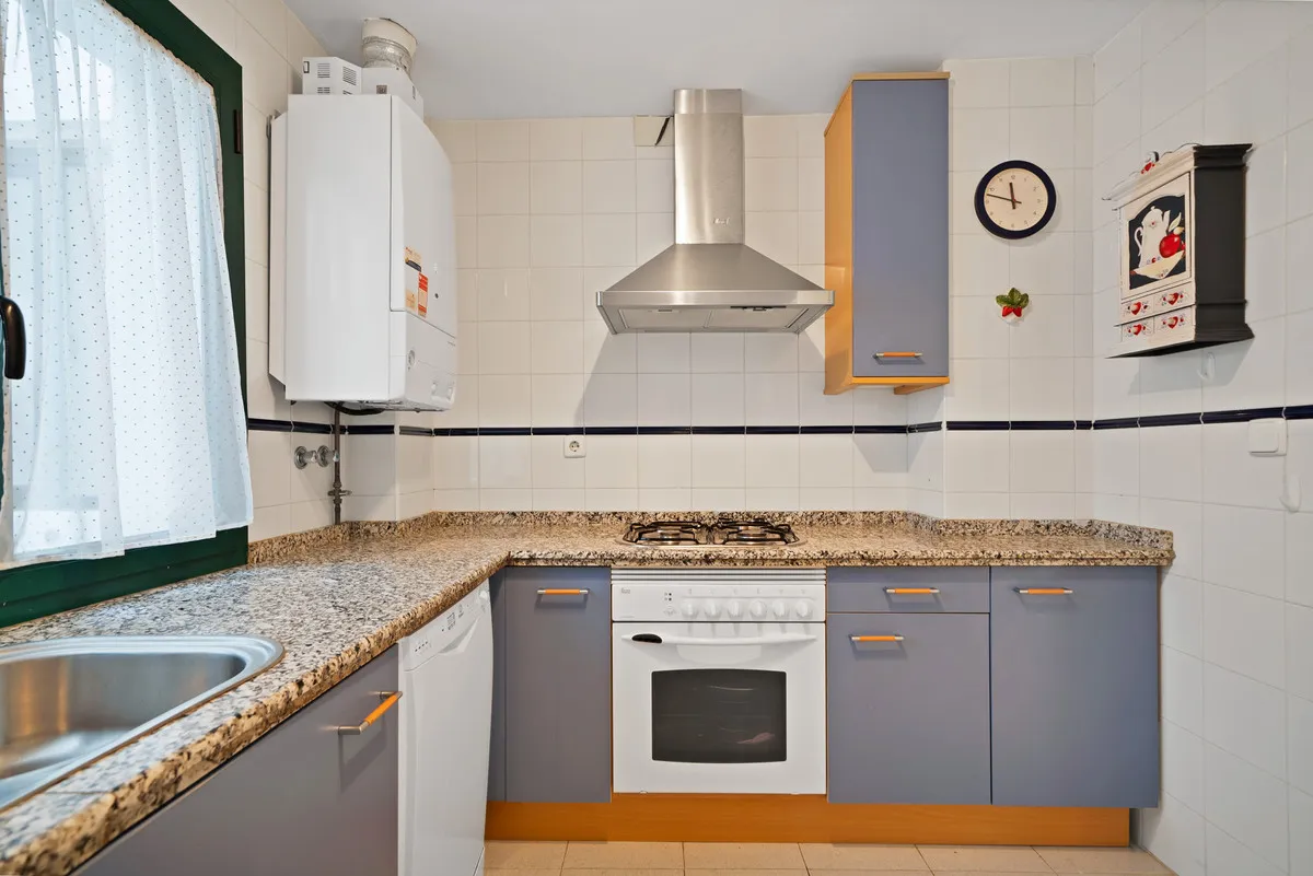 1b130569-aba7-4b05-99d9-44ef3c472ea4