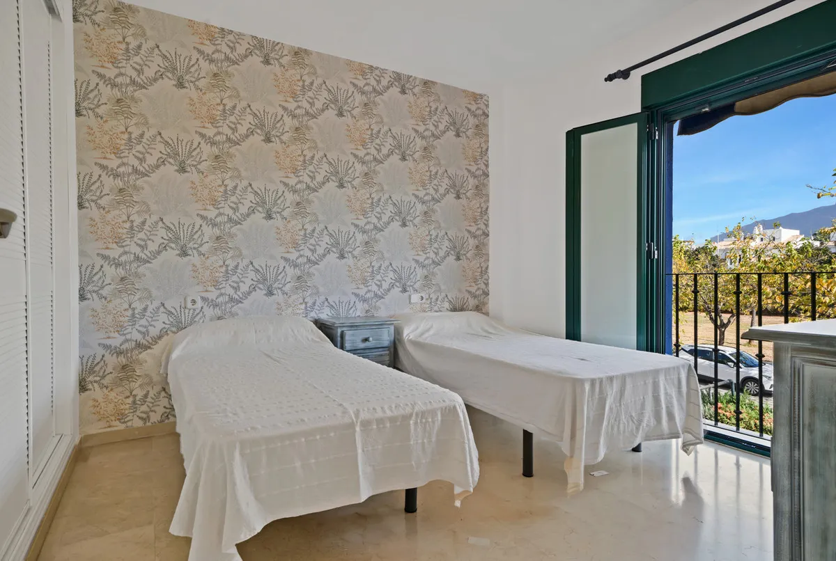 42a7a2c0-dda6-401a-b8e8-0f804602a3b2