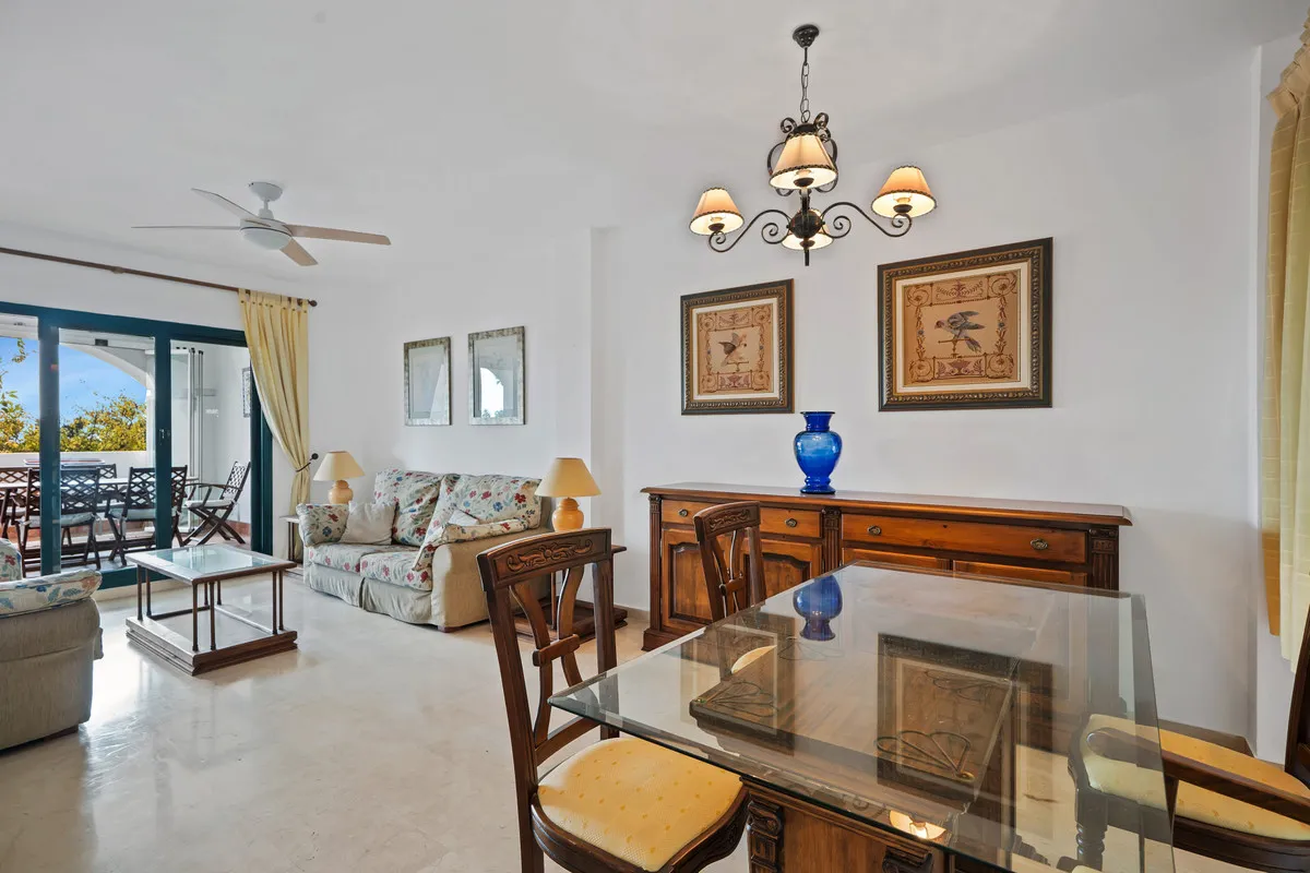 6cc428c7-bcdd-4969-99d0-9d9b2942a890